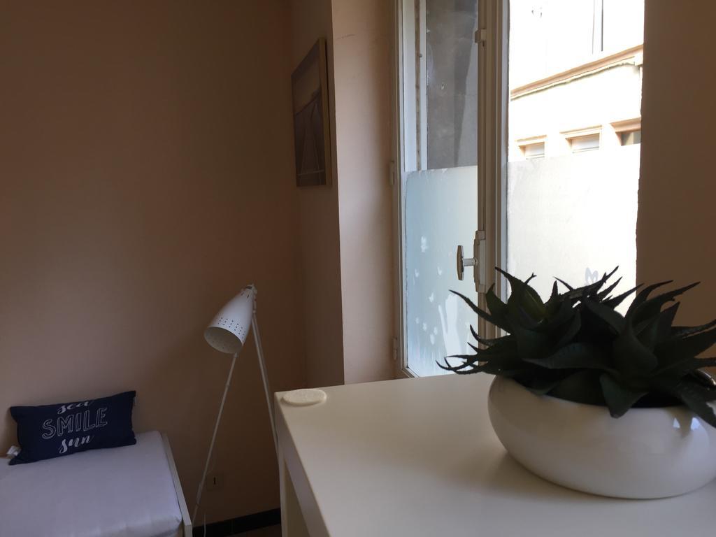 Studio 2 Pers En Vieille Ville Parking Gratuit - By La Source D'Orfee บูโลญ-ซูร์-แมร์ ภายนอก รูปภาพ